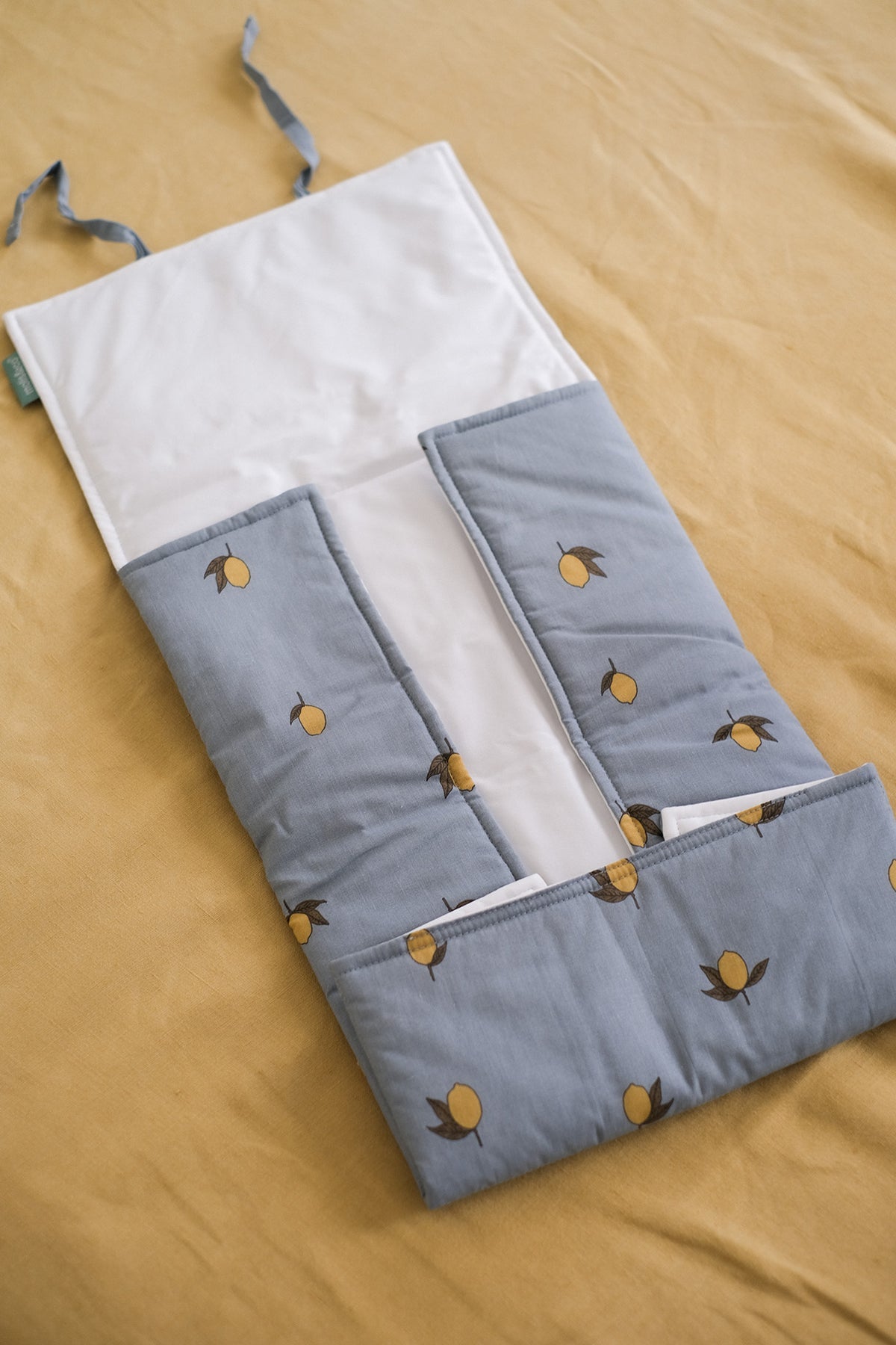 Changing mat - Colima