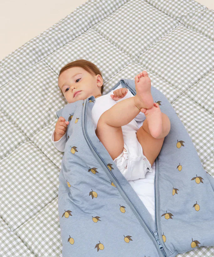 ¿Cómo abrigar a un bebé para dormir?