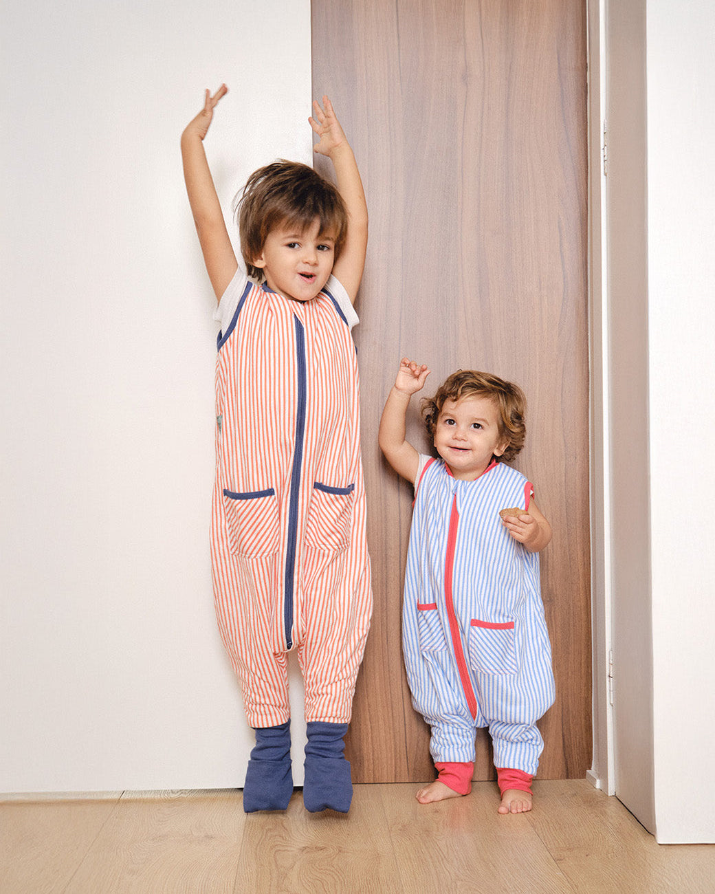 Schlafsack mit füssen und rutschfesten Socken - Sailor orange