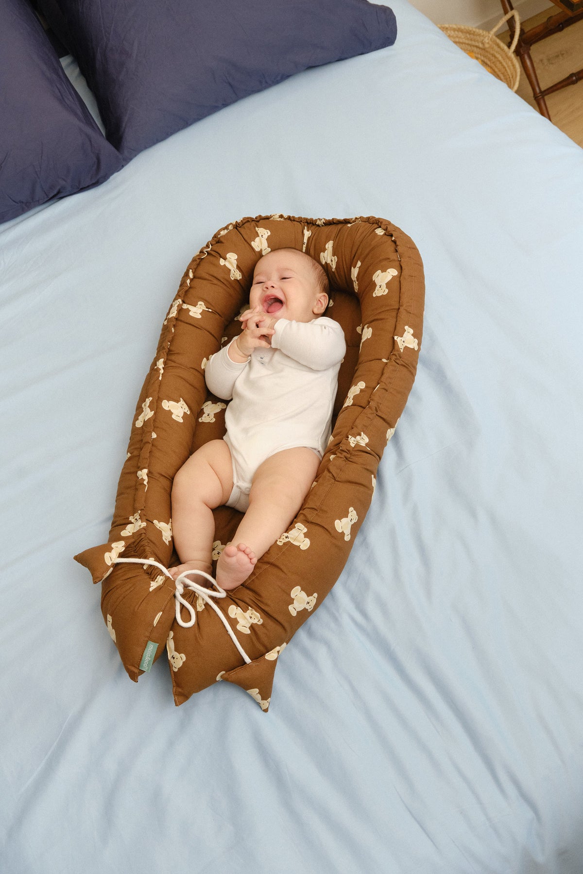 Babynest Teddy Mocca