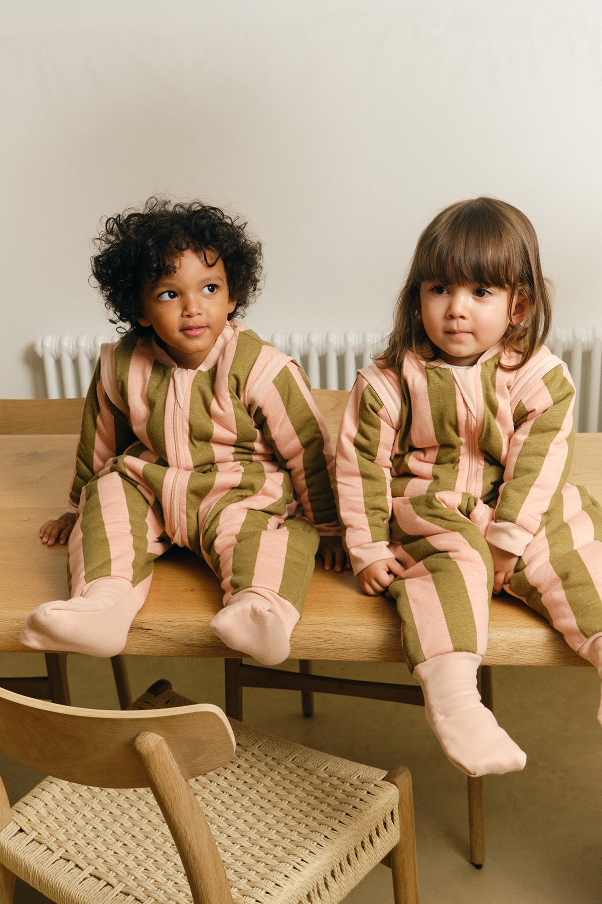 Pijama manta con mangas y calcetines antideslizantes - Khaki & Rose Stripes - TOG 2.5
