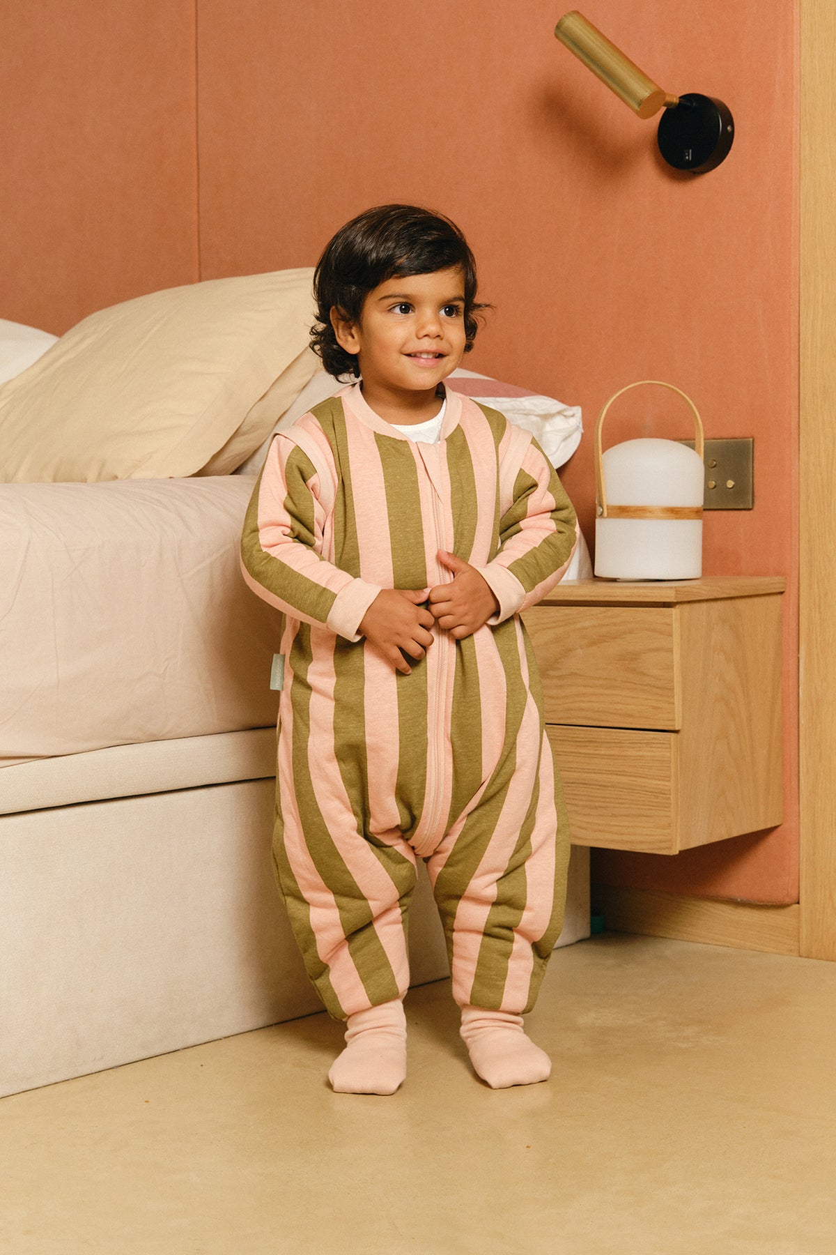 Pijama manta con mangas y calcetines antideslizantes - Khaki & Rose Stripes - TOG 2.5