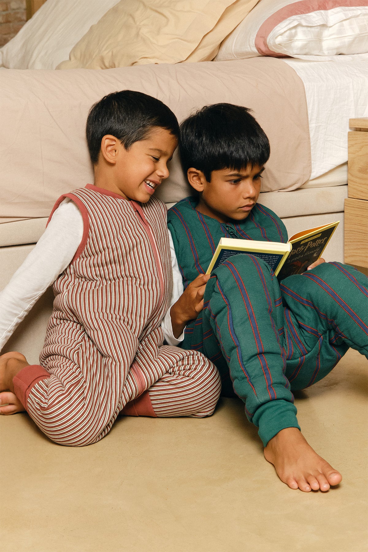 Pijama manta con calcetines antideslizantes - Burgundy Stripes - TOG 2.5