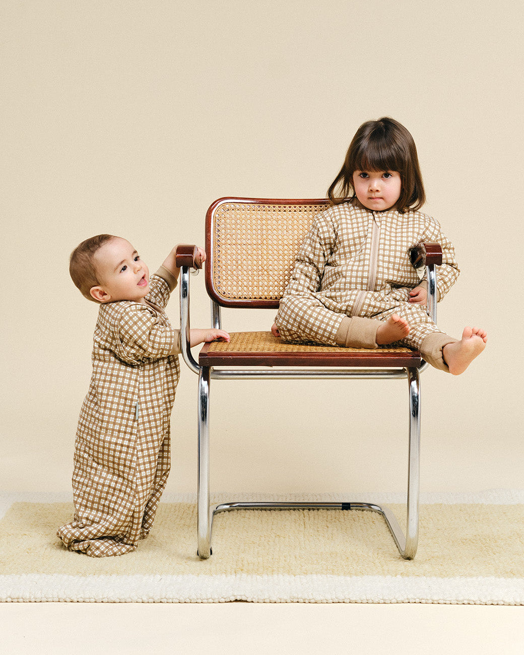 Saco de dormir con mangas - Brown Checks - TOG 1