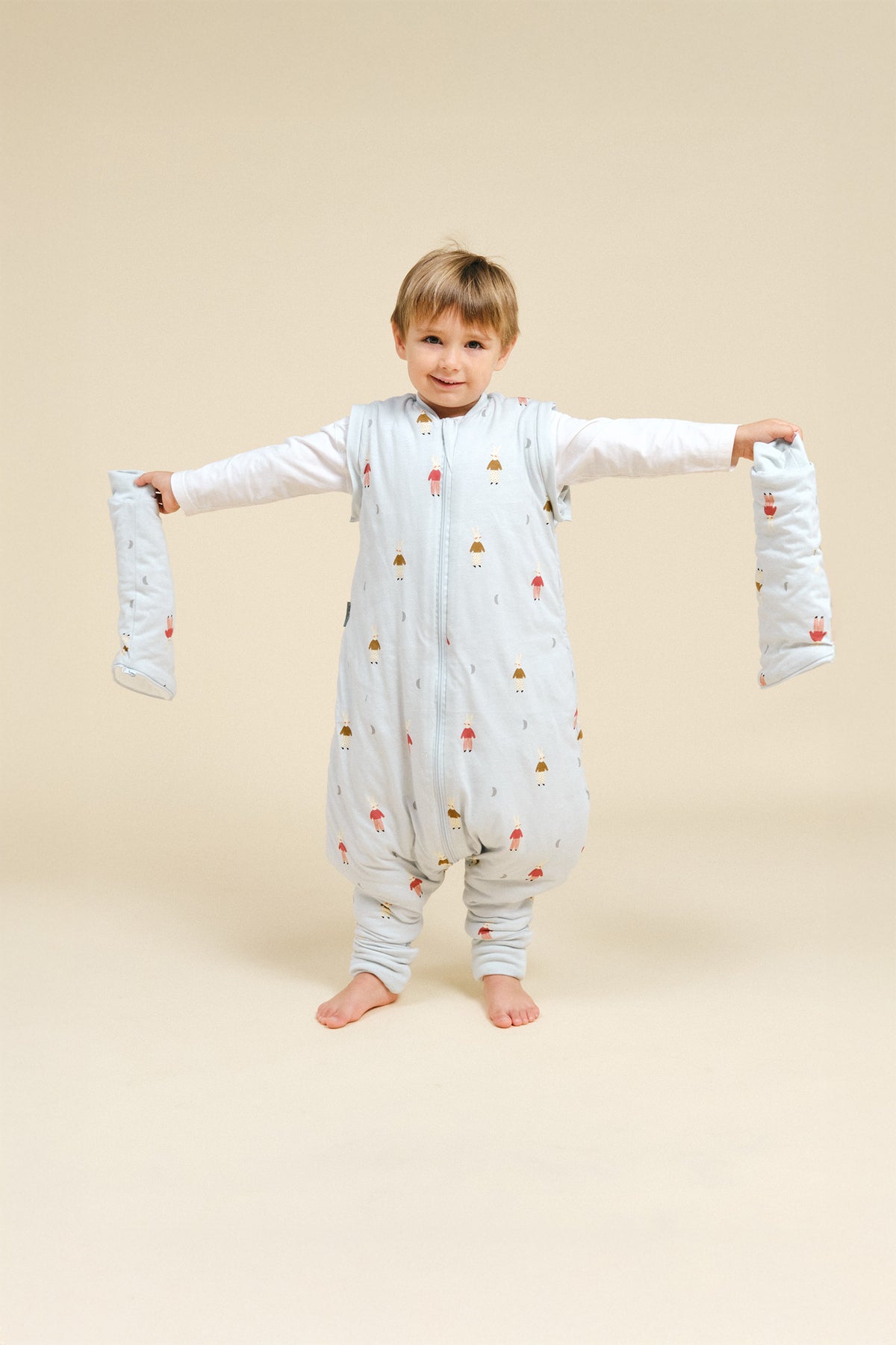 Gigoteuse à pieds avec manches et chaussettes antidérapantes - Sleepy Bunnies - TOG 2.5