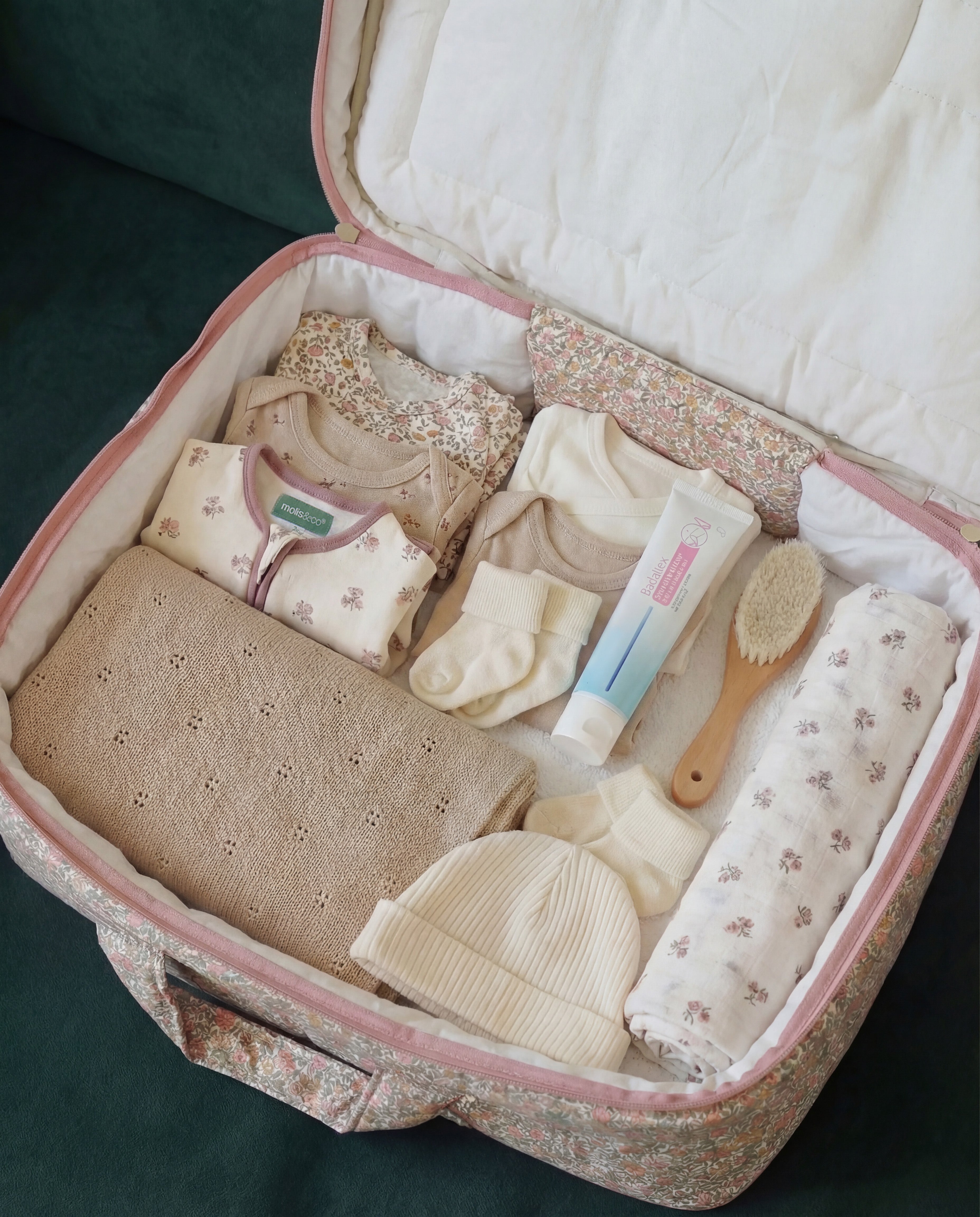 Travelers (saco nórdico y maleta de viaje)