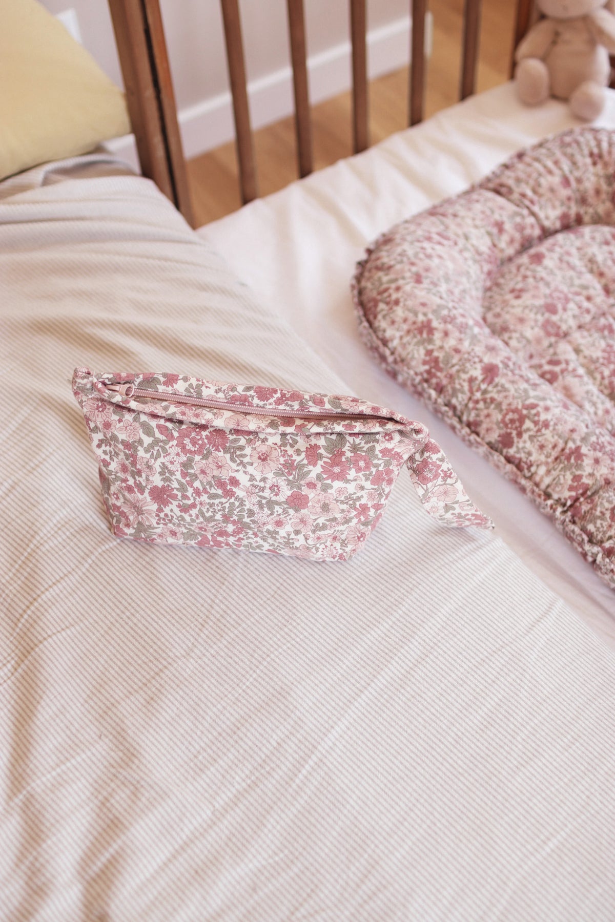 Toiletry bag - Winter Commelina