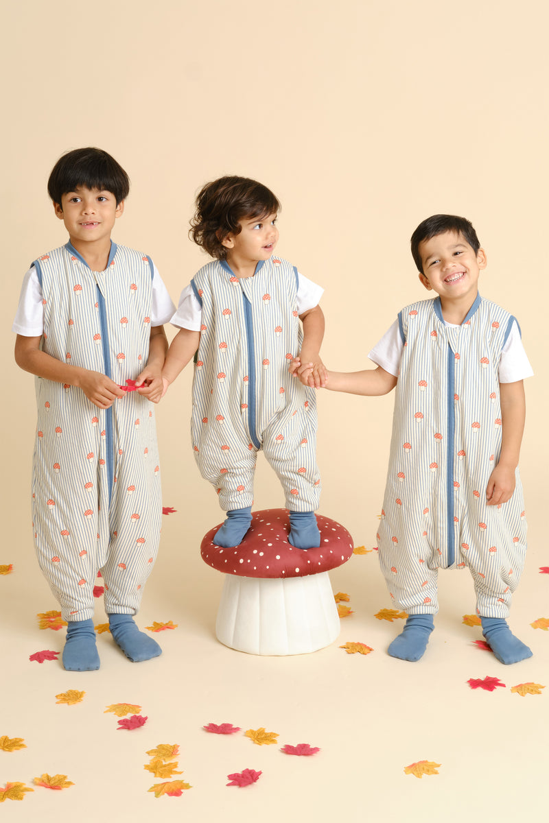 PIJAMA MANTA CON CALCETINES ANTIDESLIZANTES-TOG 1-MUSHROOMS