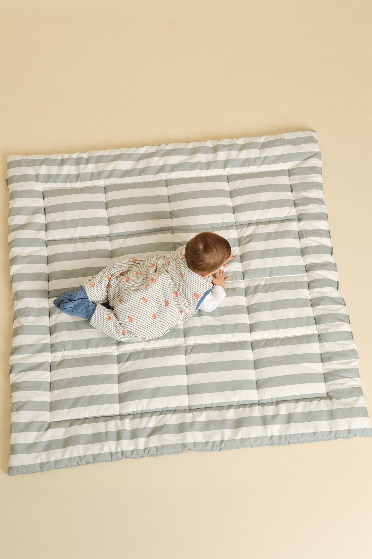 Sleeping jumpsuit with socks - Mushrooms - TOG 1