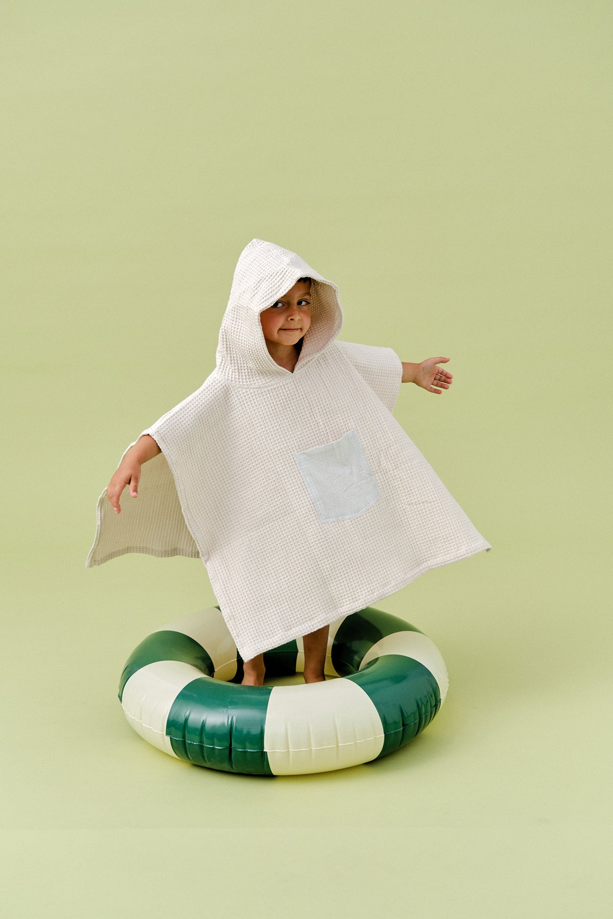 PONCHO TOWEL - ZINNIA