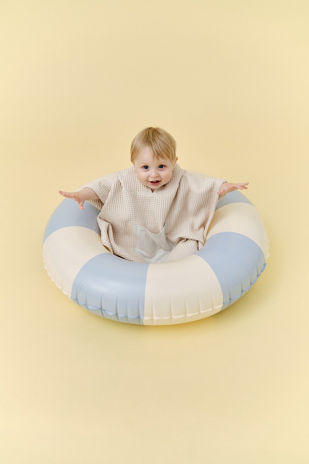 PONCHO TOWEL - ZINNIA