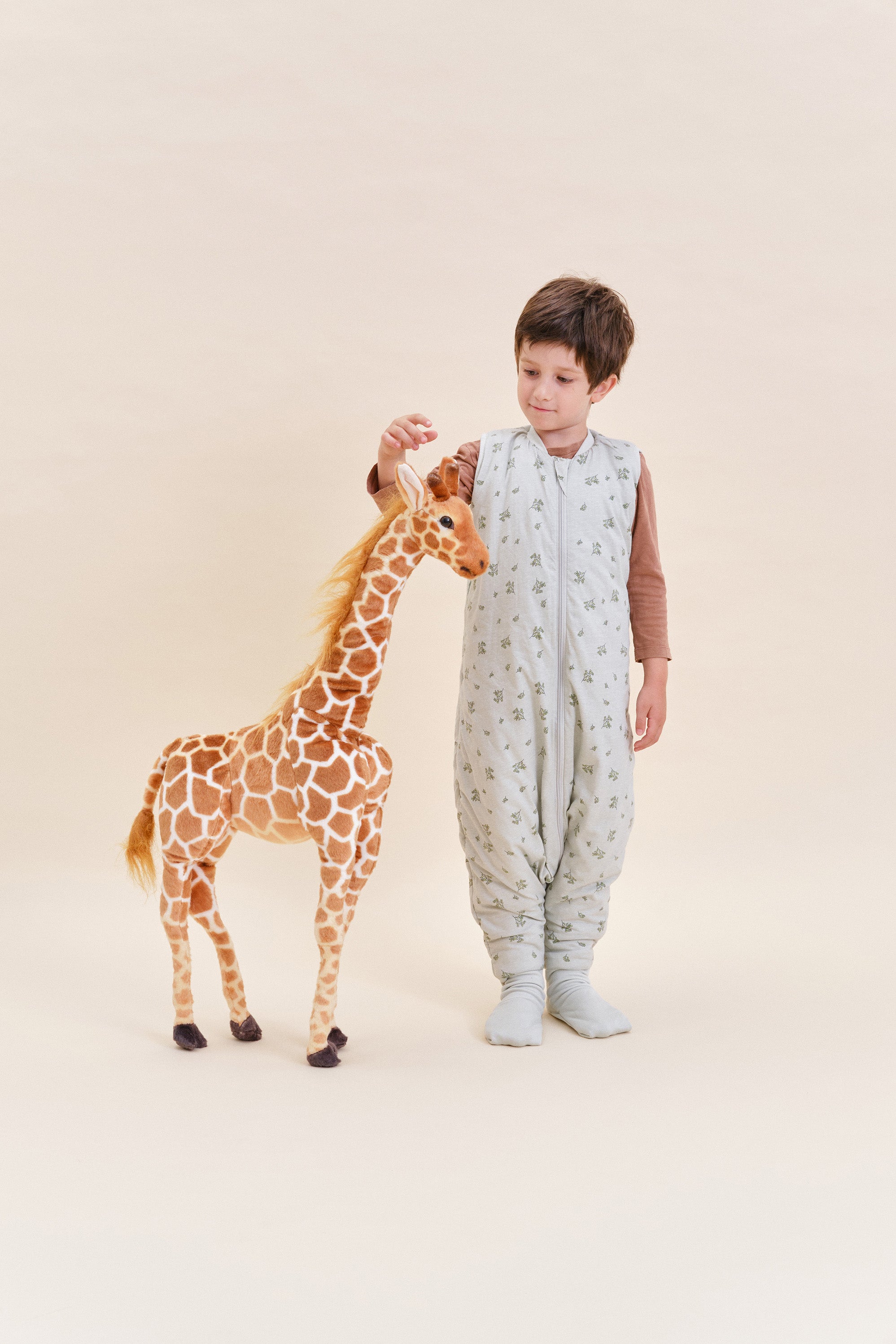schlafsack 92 winter Schlafsack mit Füßen für Babys ideal für den Winter. Botanikgrün