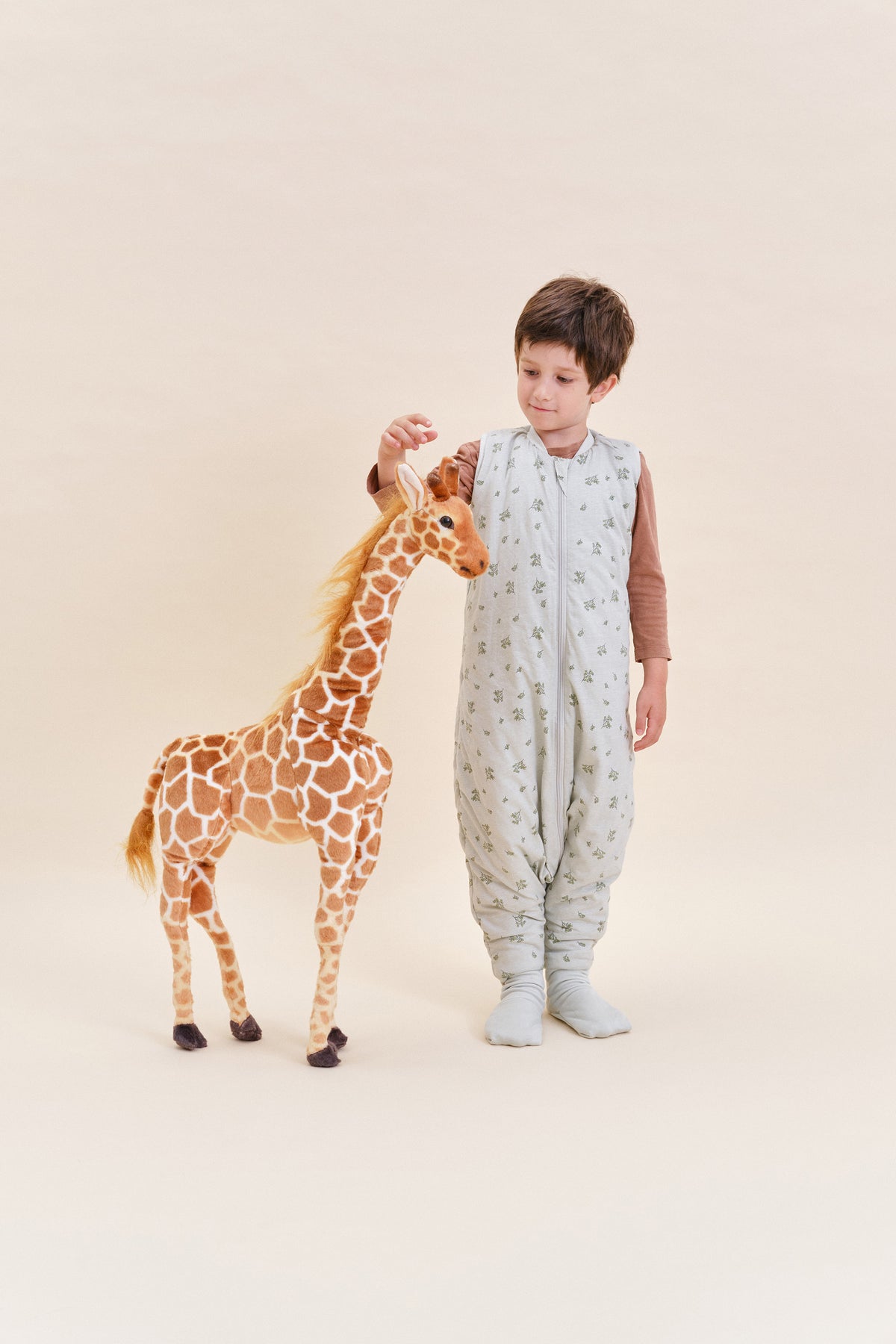molis schlafsack Schlafsack mit Füßen für Babys ideal für den Winter. Botanikgrün
