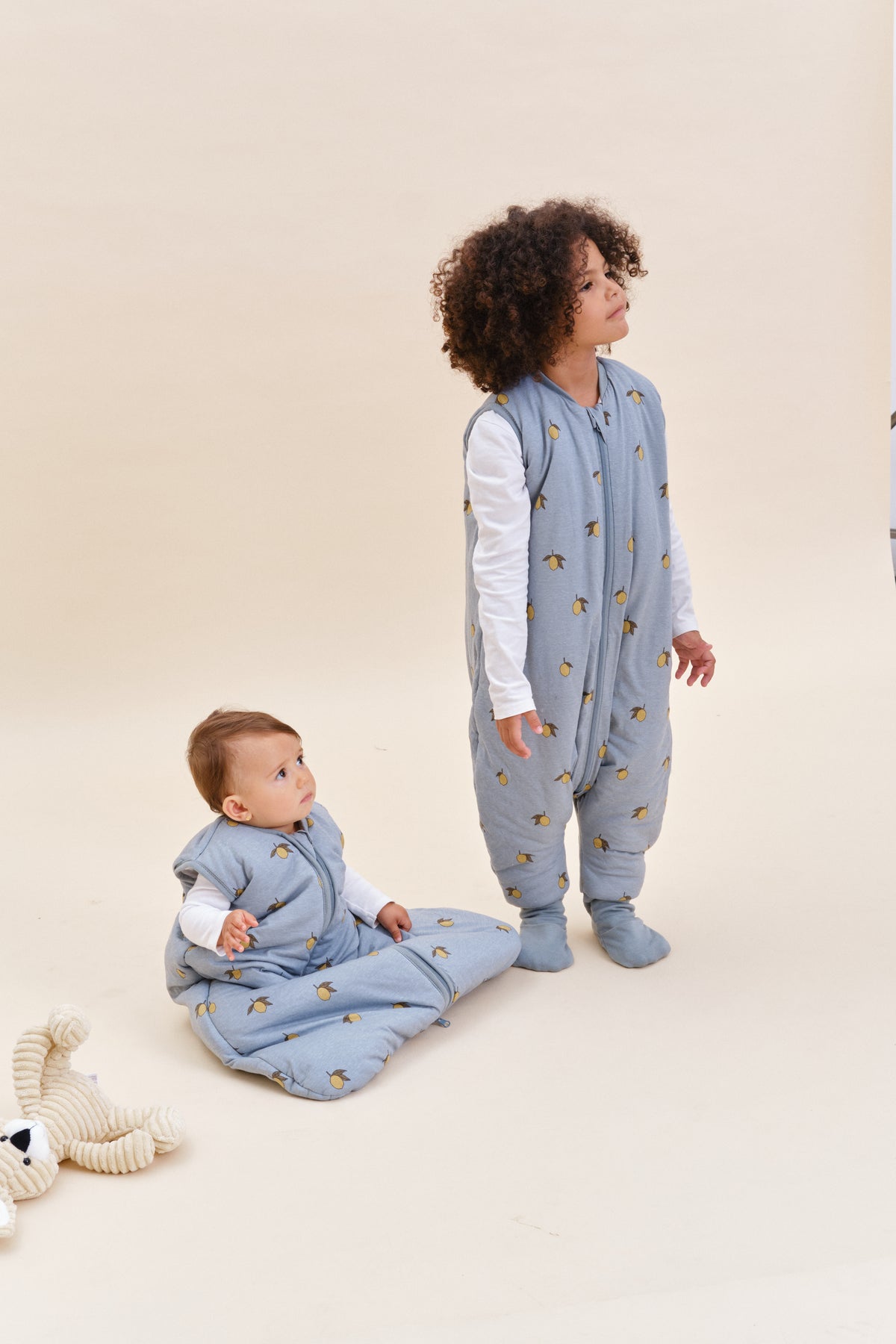 Pack hermanos Colima (2 productos): Pijama manta + saco de dormir TOG 2.5