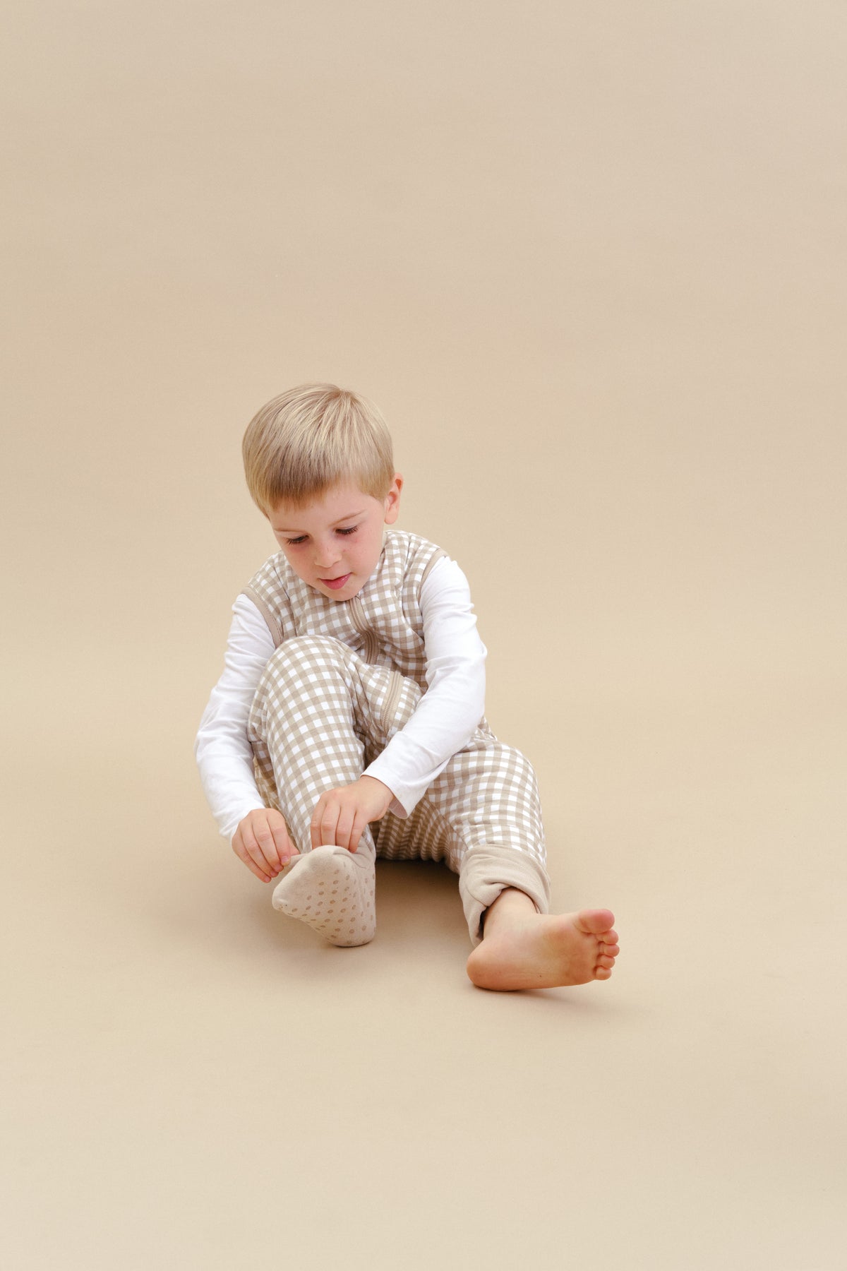 Schlafsack mit Füßen und rutschfesten Socken - Vichy Beige - TOG 2.5