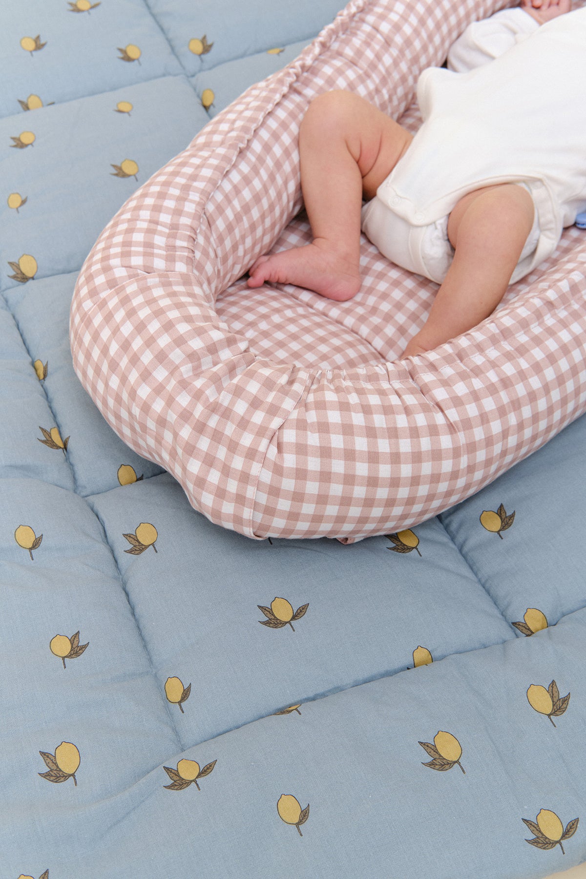 Baby nest - Dusty Rose