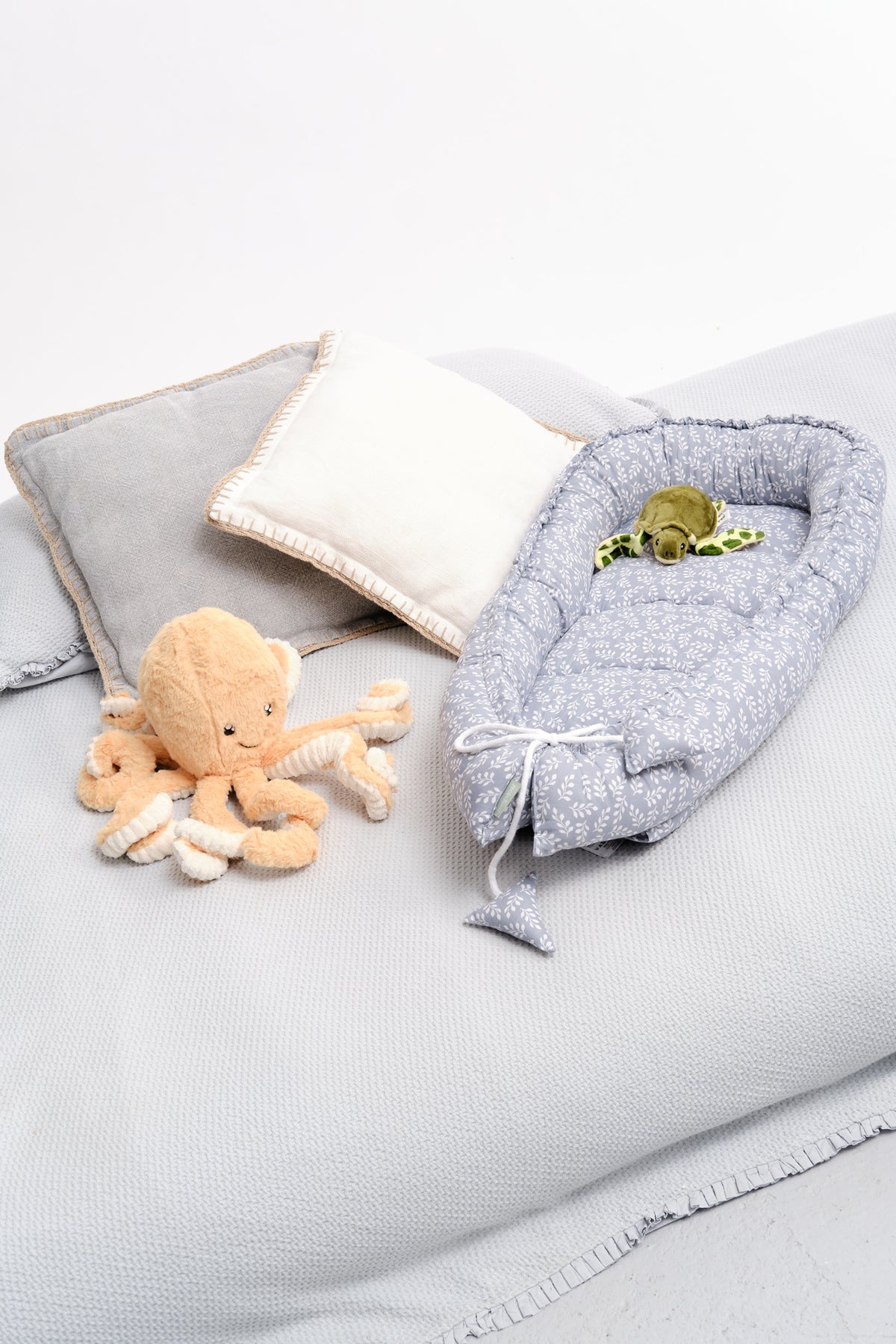 Babynest Blue garden